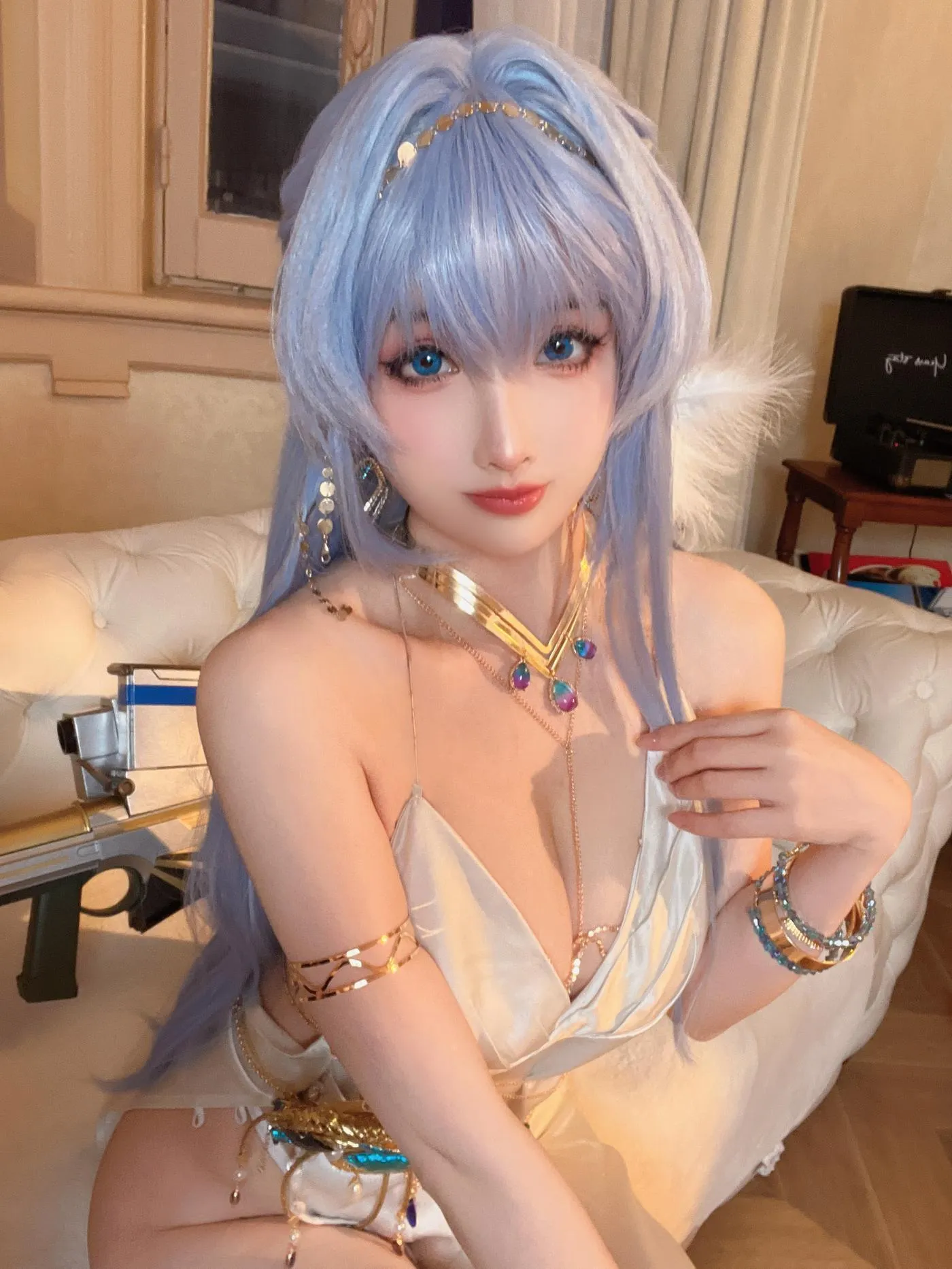 rioko凉凉子 – NO.115 海伦礼服-自拍小视频 [13P]插图7